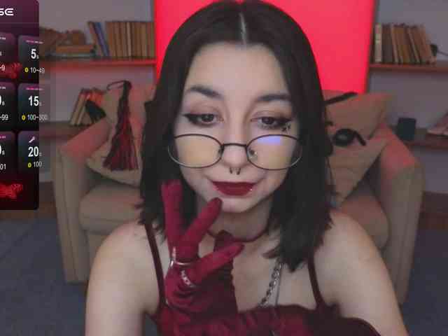 MistressMarcelline webcam