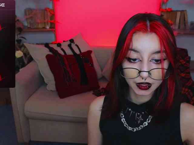 MistressMarcelline webcam