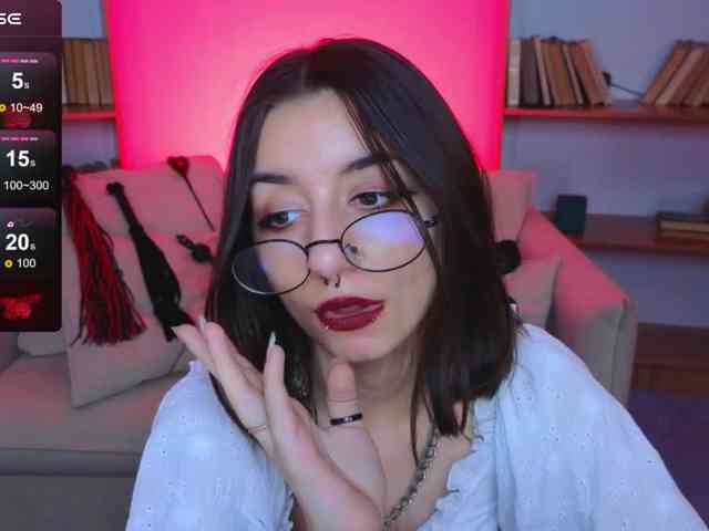 MistressMarcelline webcam