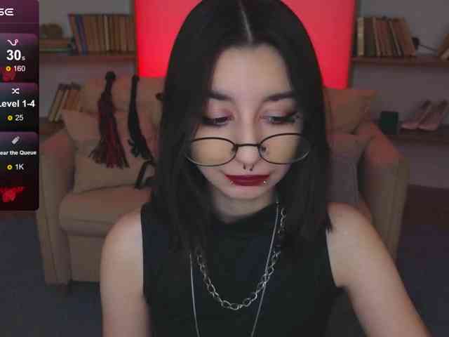 MistressMarcelline webcam