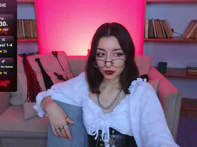 MistressMarcelline webcam