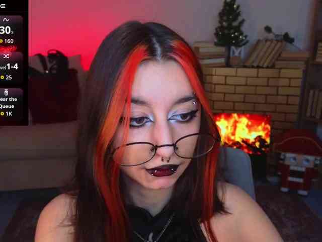 MistressMarcelline webcam