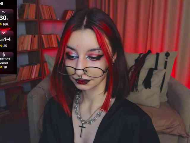 MistressMarcelline webcam