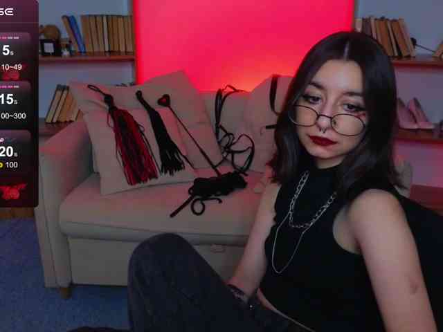 MistressMarcelline webcam