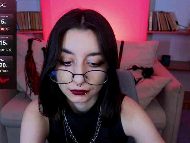 MistressMarcelline webcam