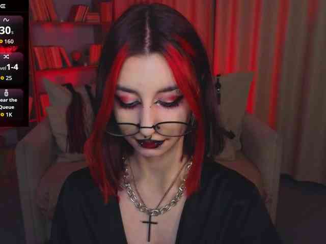 MistressMarcelline webcam