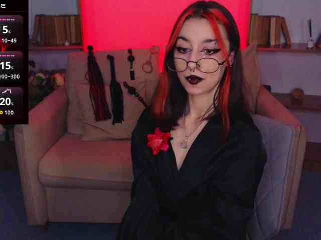 MistressMarcelline webcam