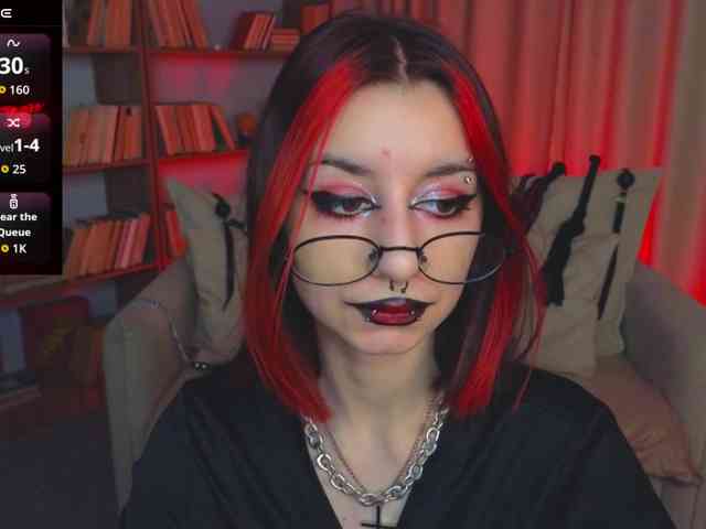 MistressMarcelline webcam