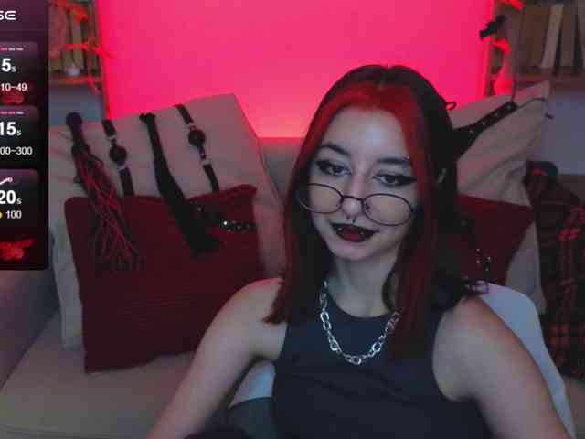MistressMarcelline webcam