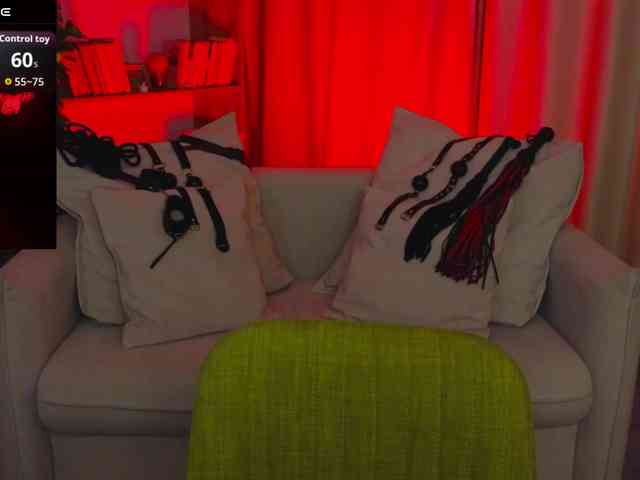 MistressMarcelline webcam