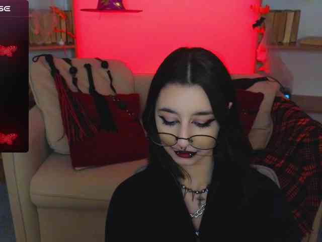 MistressMarcelline webcam
