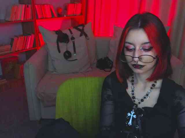 MistressMarcelline webcam