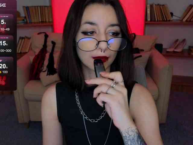MistressMarcelline webcam
