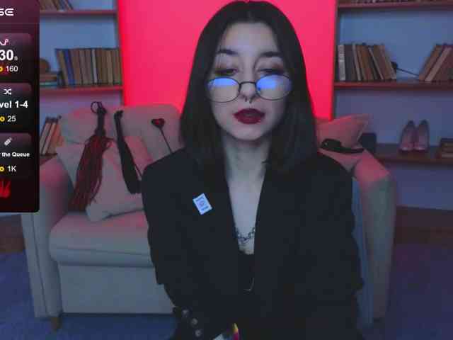 MistressMarcelline webcam