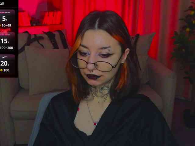 MistressMarcelline webcam