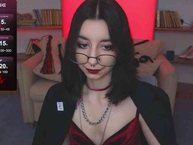 MistressMarcelline webcam