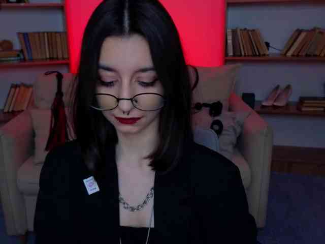 MistressMarcelline webcam