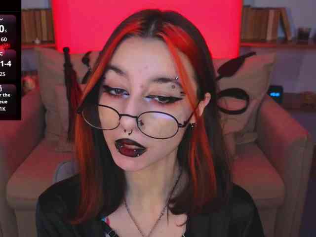 MistressMarcelline webcam