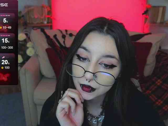 MistressMarcelline webcam
