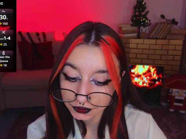 MistressMarcelline webcam