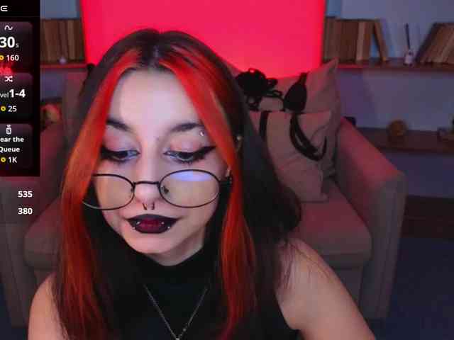 MistressMarcelline webcam