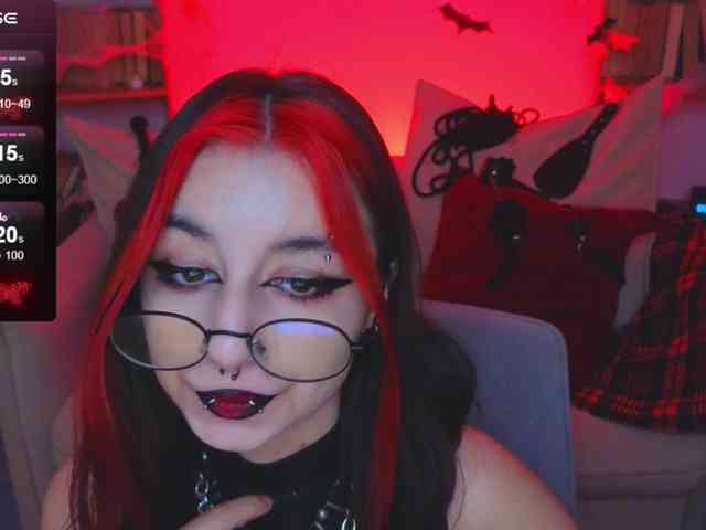 MistressMarcelline webcam