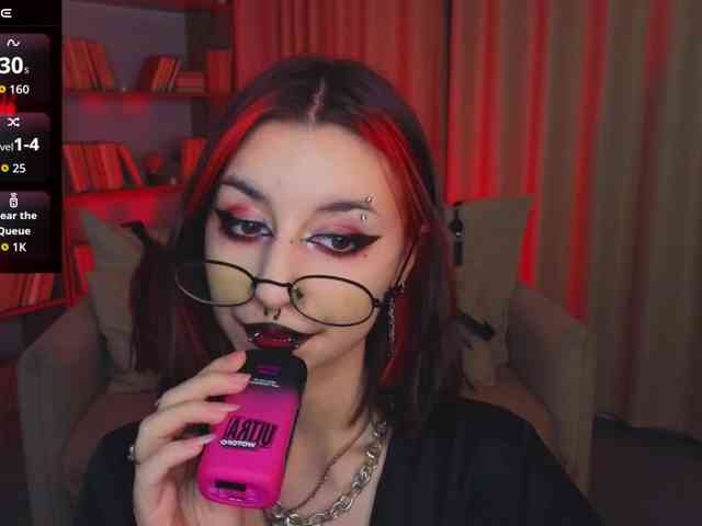 MistressMarcelline webcam