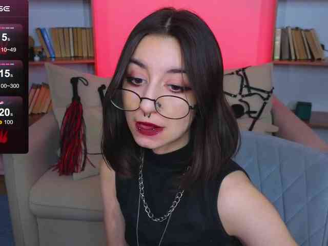 MistressMarcelline webcam