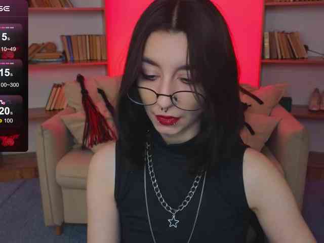 MistressMarcelline webcam