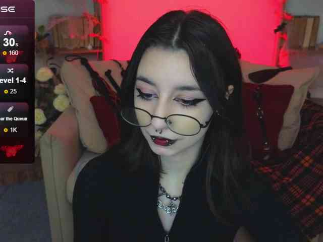MistressMarcelline webcam