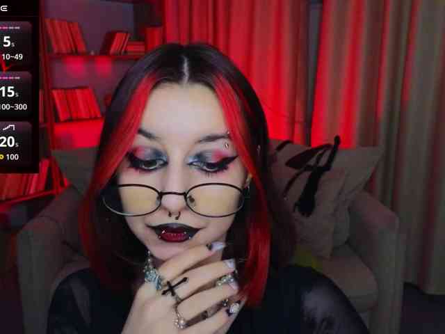 MistressMarcelline webcam