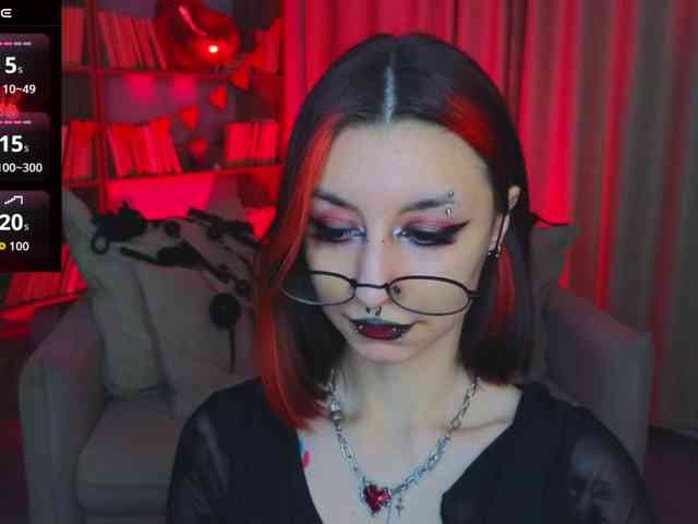 MistressMarcelline webcam