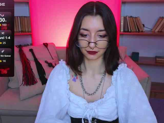 MistressMarcelline webcam