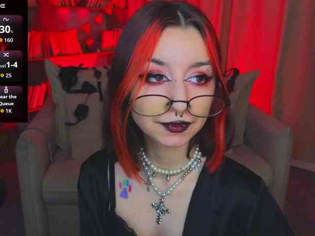 MistressMarcelline webcam