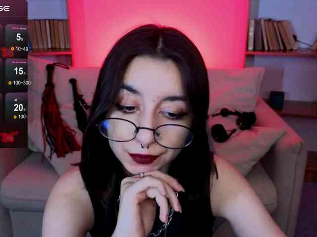 MistressMarcelline webcam