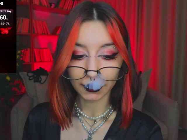 MistressMarcelline webcam