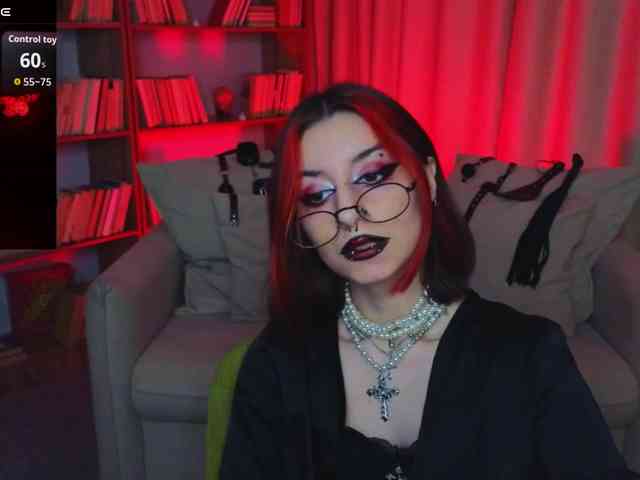 MistressMarcelline webcam