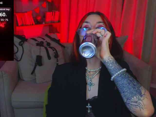 MistressMarcelline webcam