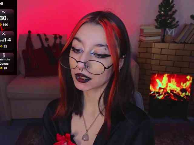 MistressMarcelline webcam