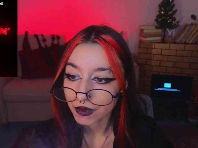 MistressMarcelline webcam