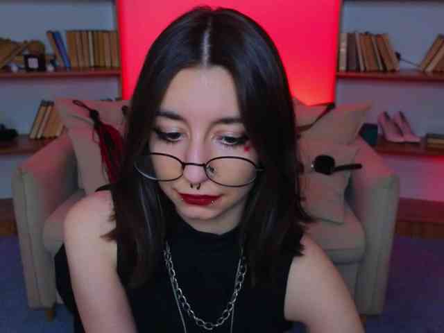 MistressMarcelline webcam