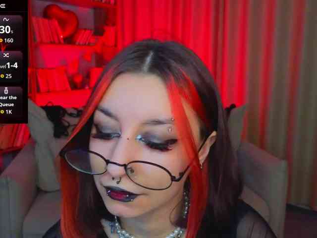 MistressMarcelline webcam