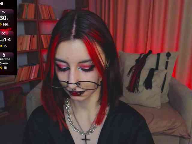 MistressMarcelline webcam