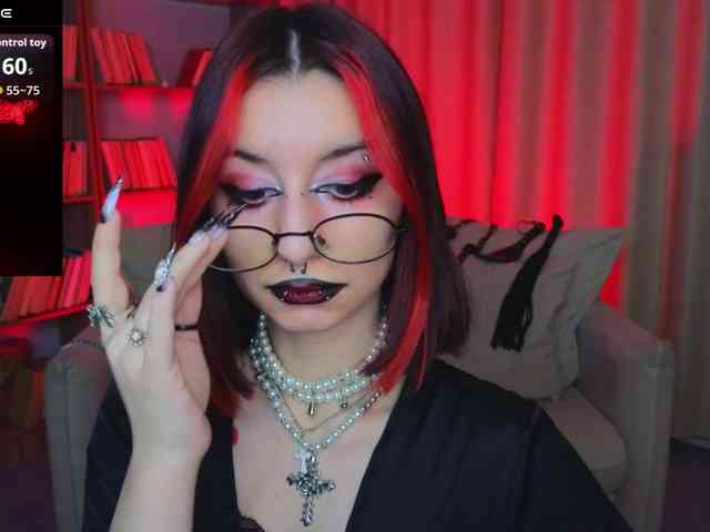 MistressMarcelline webcam