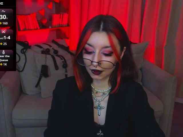 MistressMarcelline webcam