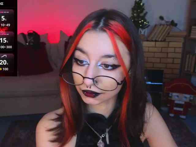 MistressMarcelline webcam