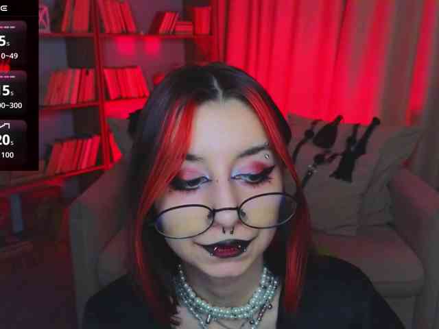 MistressMarcelline webcam