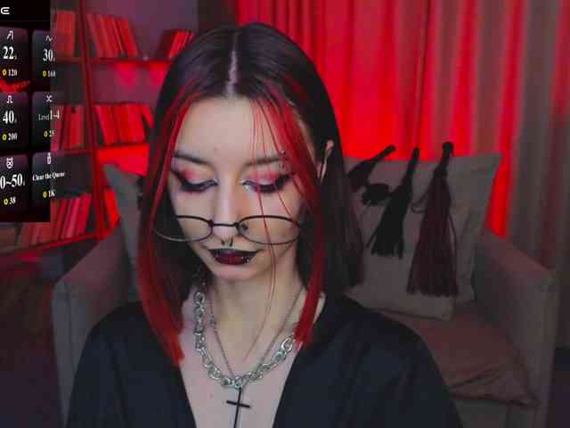 MistressMarcelline webcam