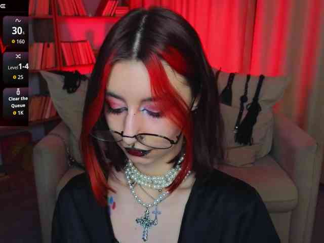 MistressMarcelline webcam