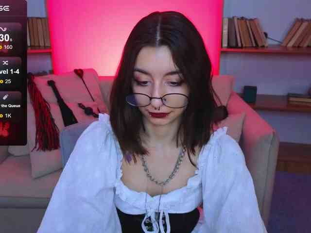 MistressMarcelline webcam